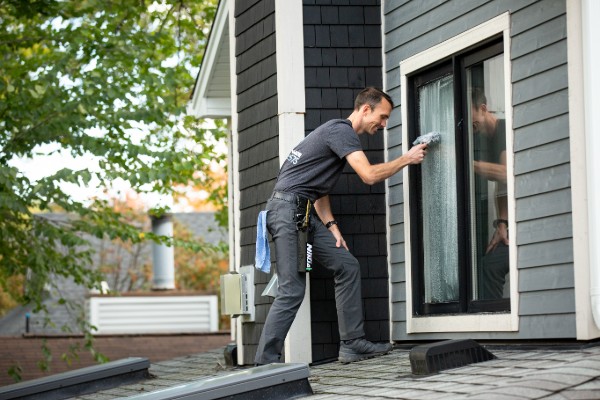 Top Rated Window Cleaning In Burlington ON 2
